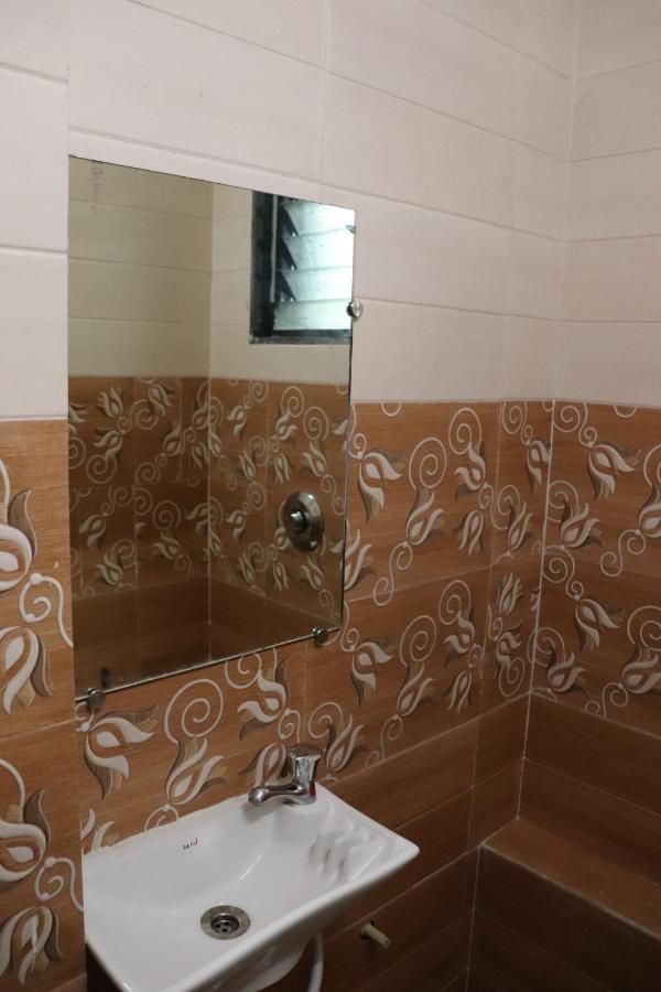 Hotel Sun Shine Абу-Роуд Экстерьер фото