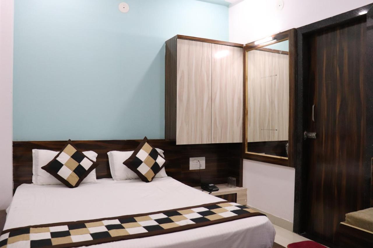 Hotel Sun Shine Абу-Роуд Экстерьер фото