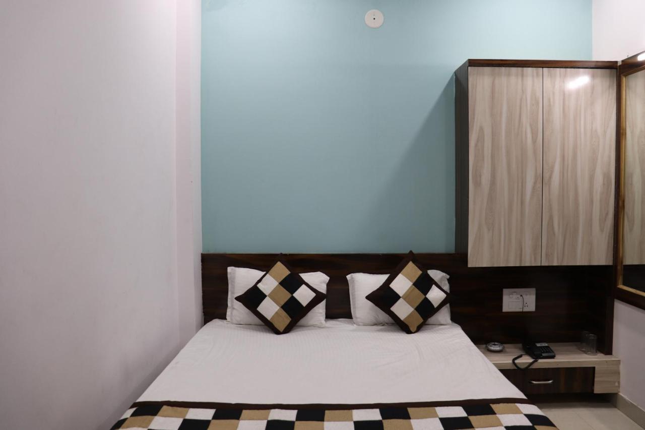Hotel Sun Shine Абу-Роуд Экстерьер фото